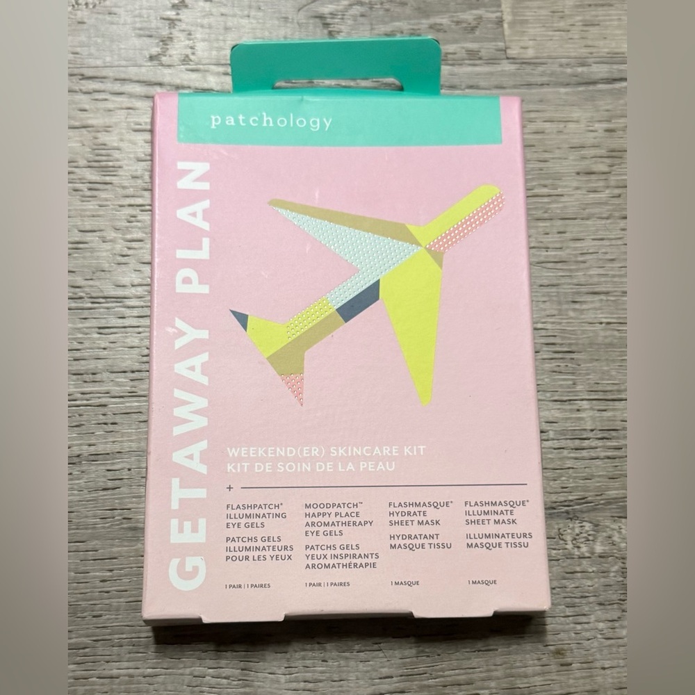 NEW Patchology Getaway Plan Skincare Kit | Hydrate + Illuminate Mask Set - Picture 2 of 2